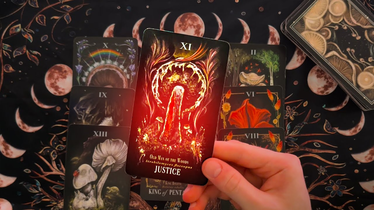 Co myśli mężczyzna kiedy patrzy na Twoje zdjęcia #tarot #wróżby