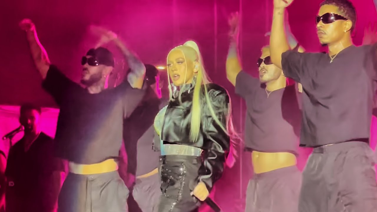 Christina Aguilera - Tell Me (Live In Israel 10.08.23)