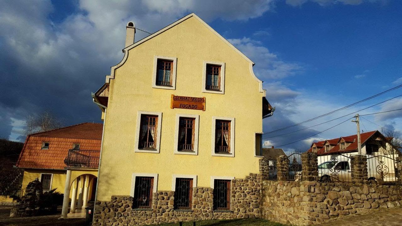 Cserh&aacute;tv&ouml;lgy Panzi&oacute;, Als&oacute;told, Hungary