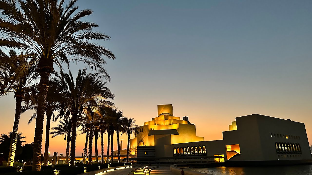 MIA Park, Doha, Qatar, 4K 60 FPS Relaxing Walk in the Park