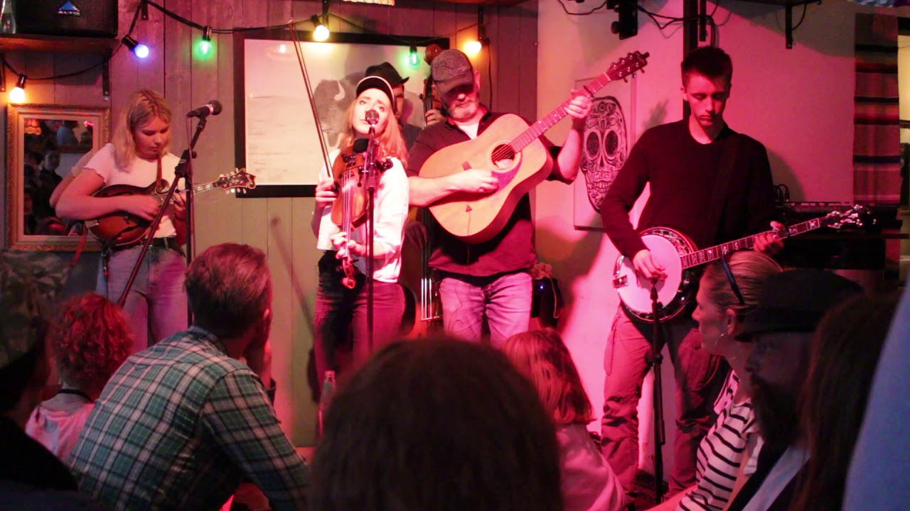 Mr. Engineer performed by Rookie Riot