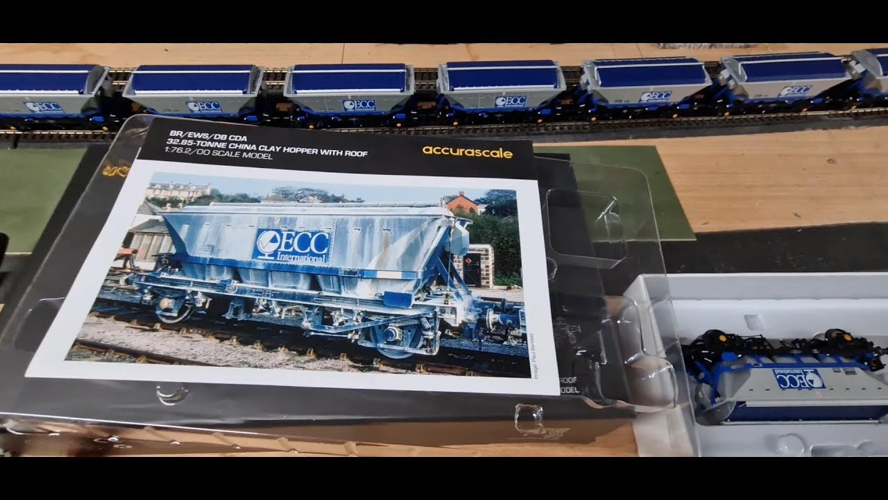 Accurascale CDA  china clay wagons review and running