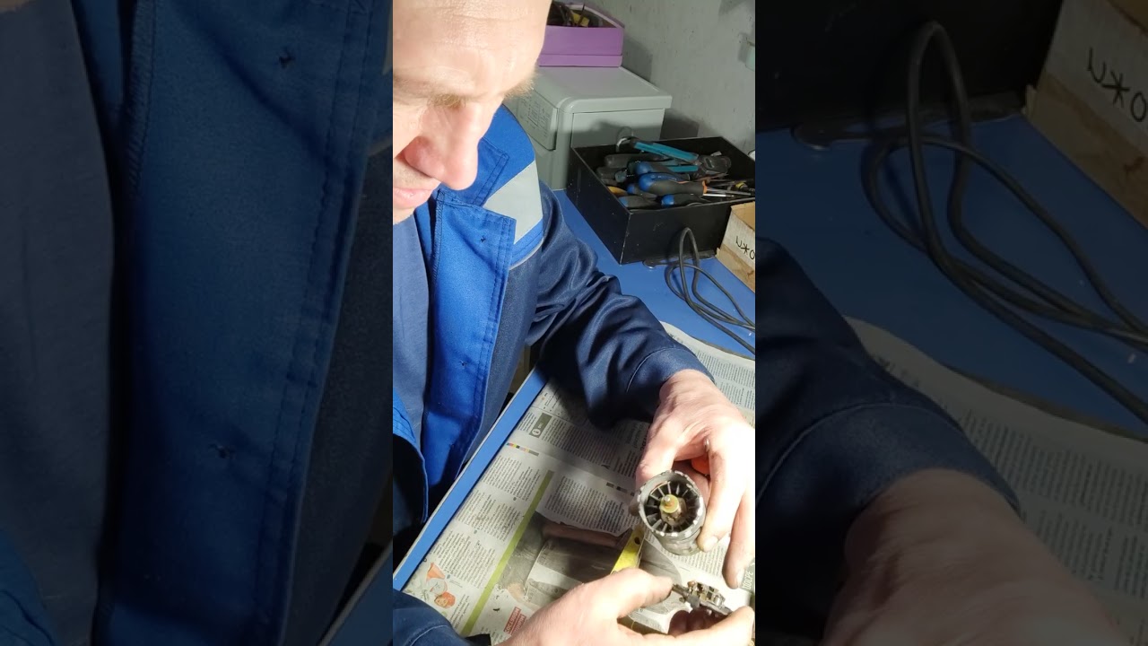 Ремонт двигателя аккумуляторного гайковёрта RYOBI замена щёток.