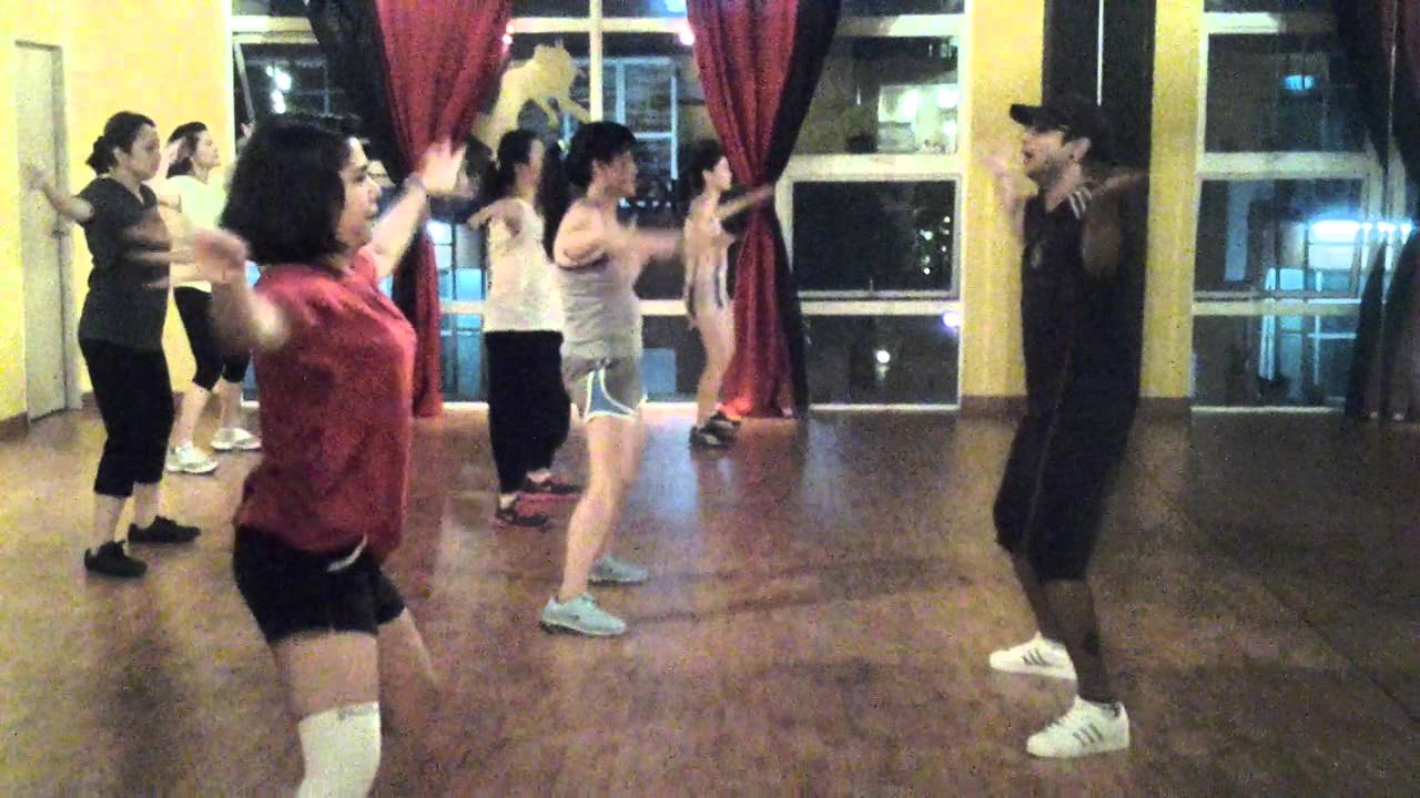 Danca da Maozinha,  Zumba Fitness with Vernon!