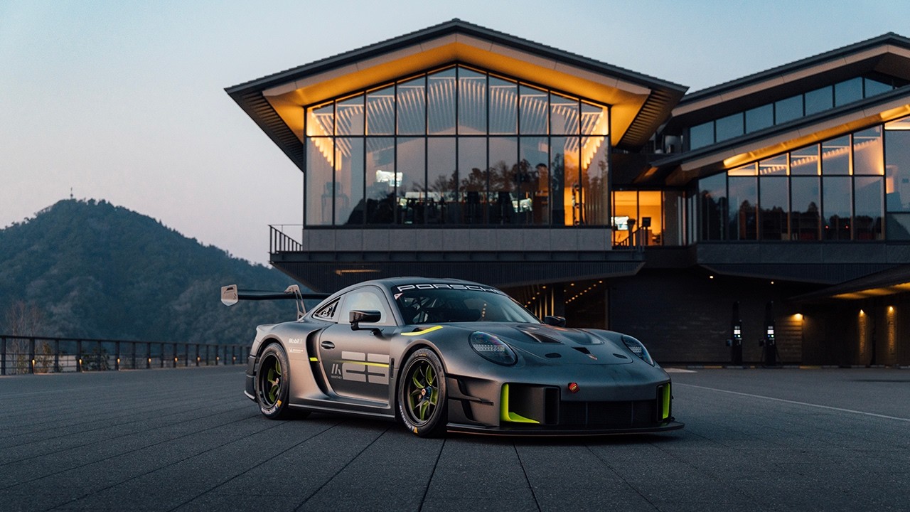 3 Days At Japan's Luxury Private Racing Circuit - Magarigawa