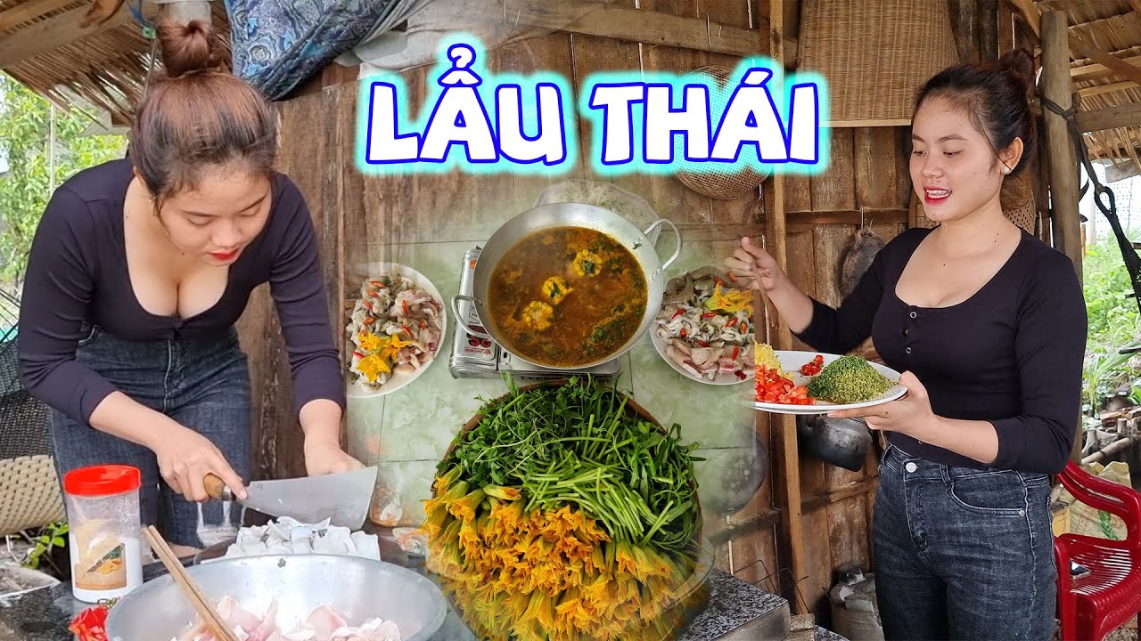 Bữa Cơm Sum Họp Gia Đình Với Nồi Lẩu Thái Nóng Hổi