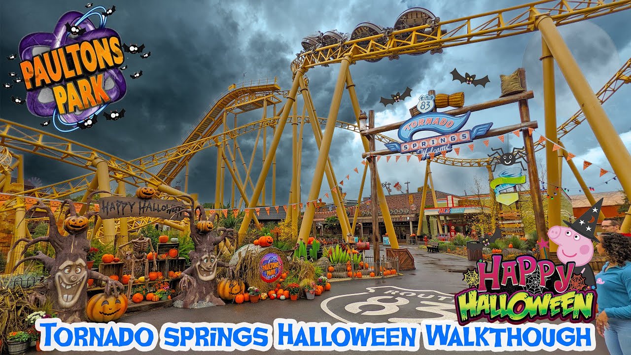 Tornado Springs Halloween Walkthrough | Paultons Park Home of Peppa Pig World (Oct 2022) [4K]