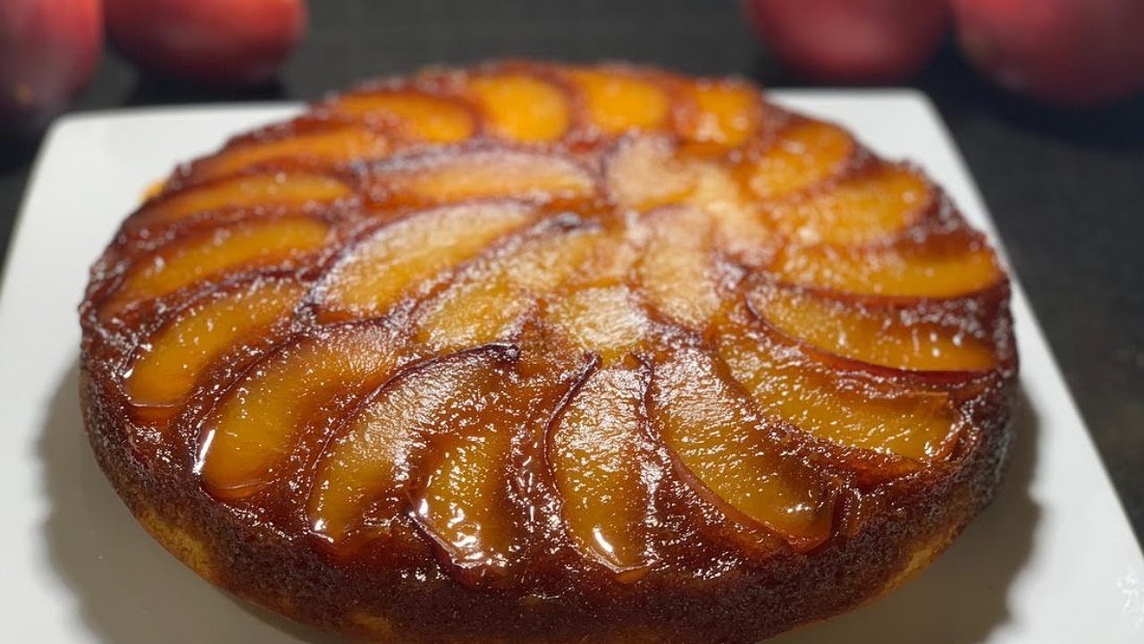 Gâteau renversé aux nectarines  🍑 😋 🍑كيكة النكتارين المقلوبة سهلة و لذيذة