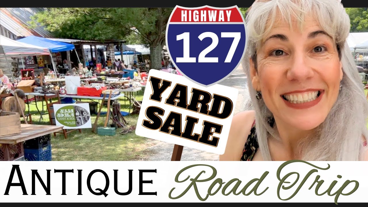 SHOP WITH ME / THE WORLDS LONGEST YARD SALE /Thrifting for Vintage and Antiques in Tennessee