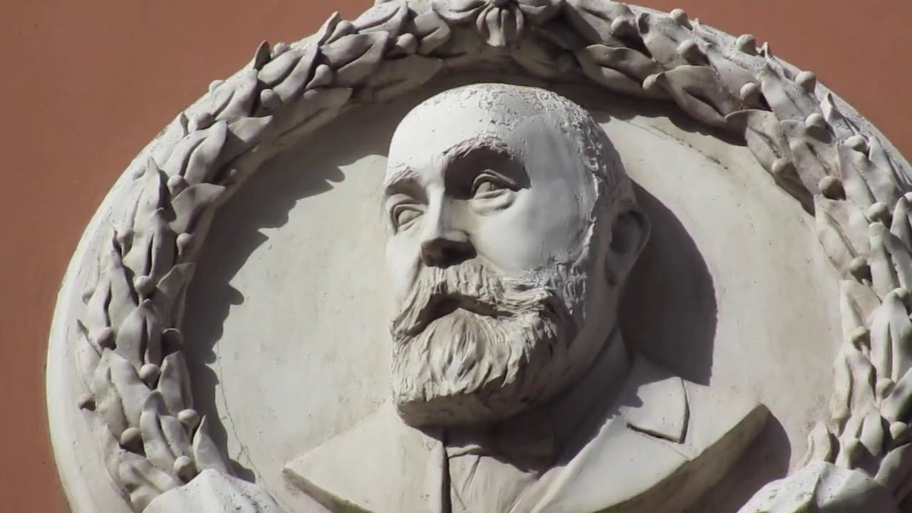 Ростов. Улица Серафимовича. Дом Мишустина.