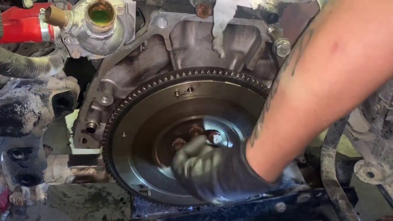 DIY- How to change rear crankshaft oil seal EK civic 1997-2000 model