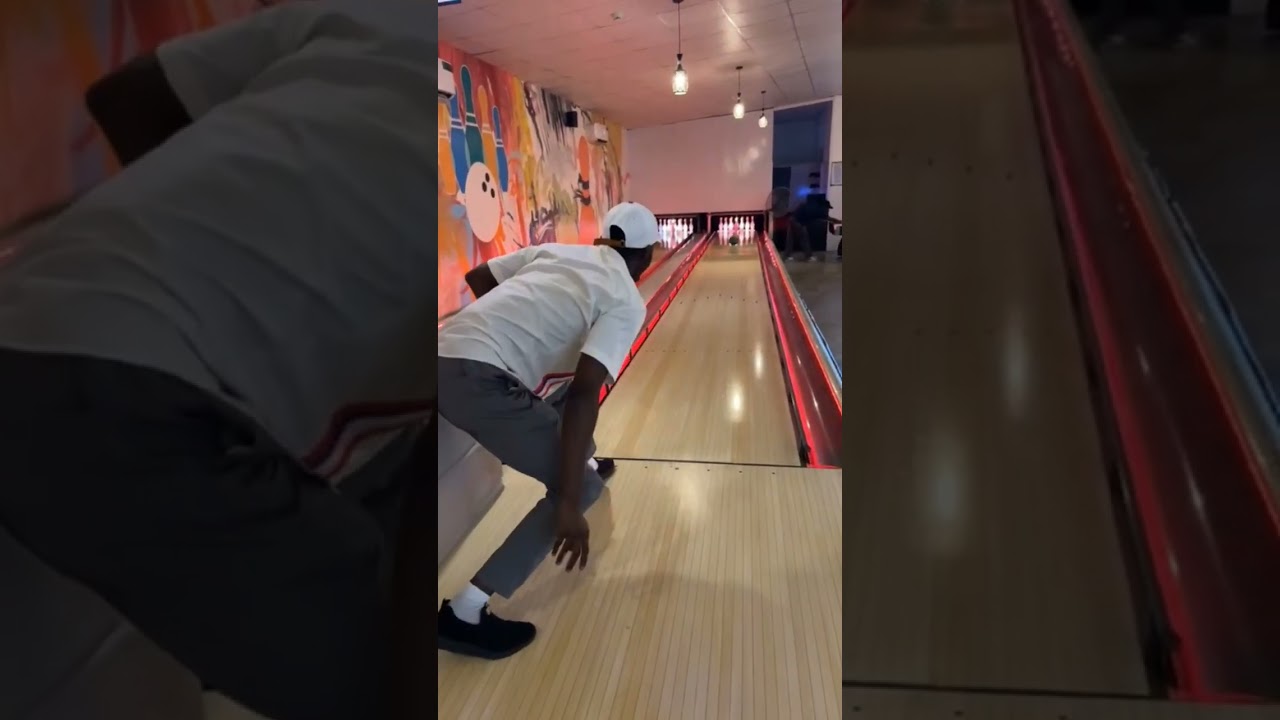 My friend went bowling 🎳 #bowling #viralvideo #4k #fun #game