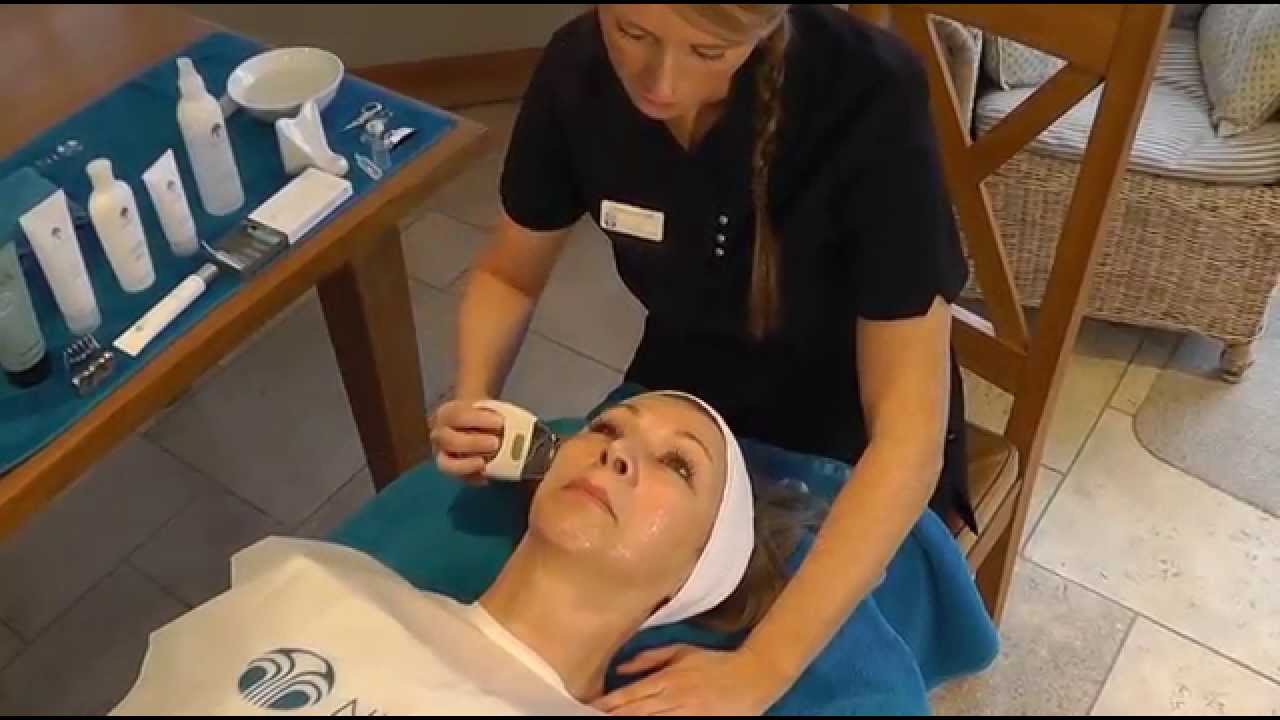 Giving an effective anti ageing facial with my hand held galvanic spa