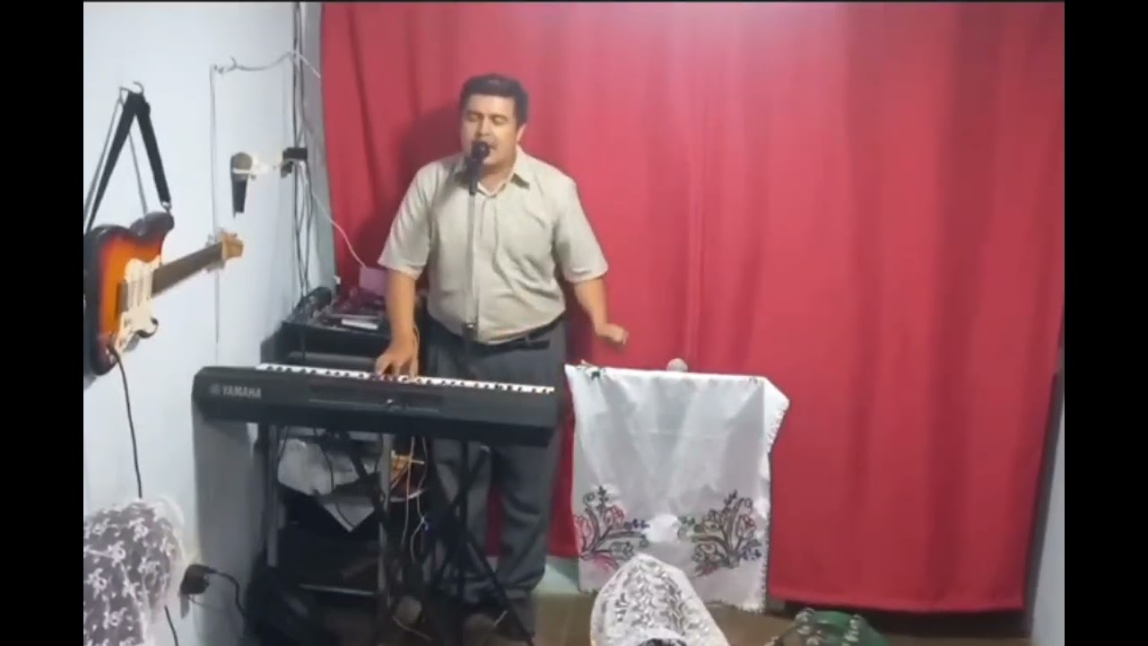 Ele Eli lama sabataniMINISTERIO DE ALABANZA EMANUEL DIOS CON NOSOTROS 