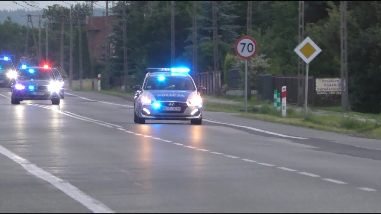 Alarmowo kolumna SOP i Policji z Prezydentem RP Andrzejem Dudą na wieczór wyborczy do Łowicza