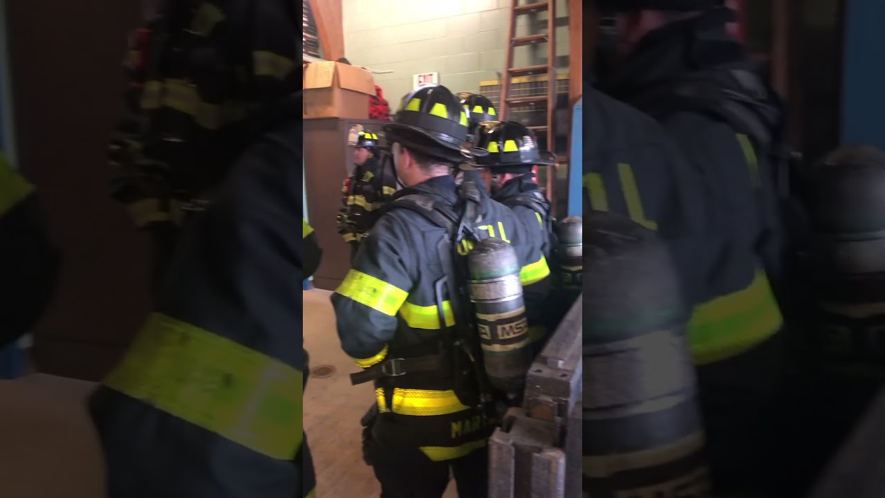 SCBA Training in Lowell, MA [Hogwall] #firefighter #firefightingtraining #fireservice