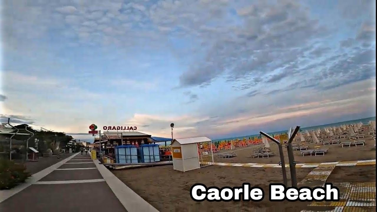 Caorle Evening Beach View/Beach Walking/Tour 4k/Caorle Italia 2020/Bangladeshi Travel Vlog in Europe