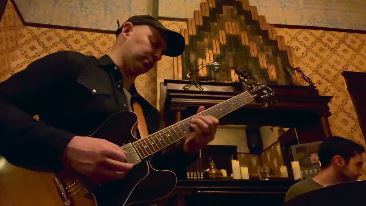Jonathan Rogerson Guitar | Softly