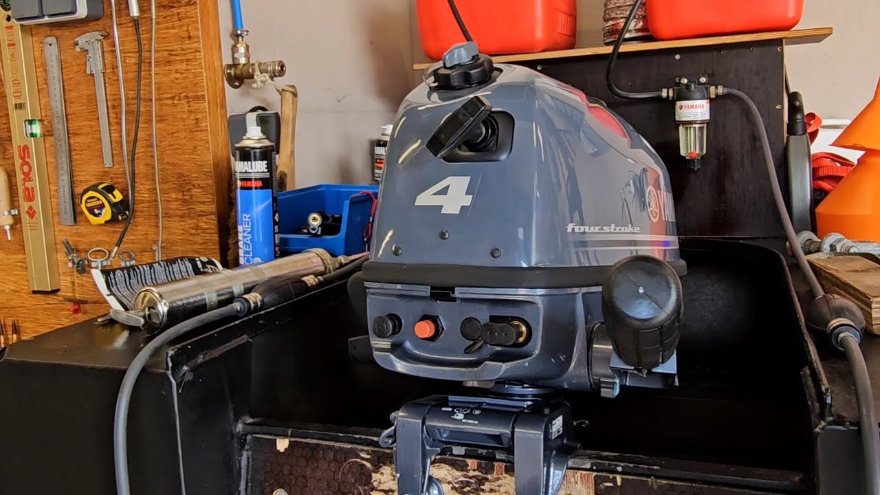 Hoe start je een YAMAHA 4PK 4 TAKT BUITENBOORDMOTOR en waar let je op....
