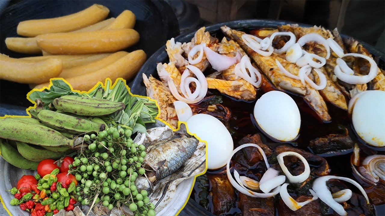 African traditional Cooking!! Cocoyam Leaves (Kontomire stew) recipe with plantain Ampesi  Ghana 🇬🇭