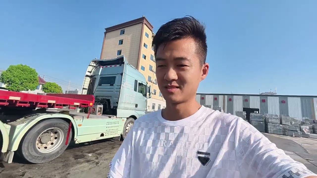這太扯了吧！家門口卸貨，運費還沒結就開始吃我的！ #货车司机 #卡车生活 #长途拉货 #货运日常 #重卡