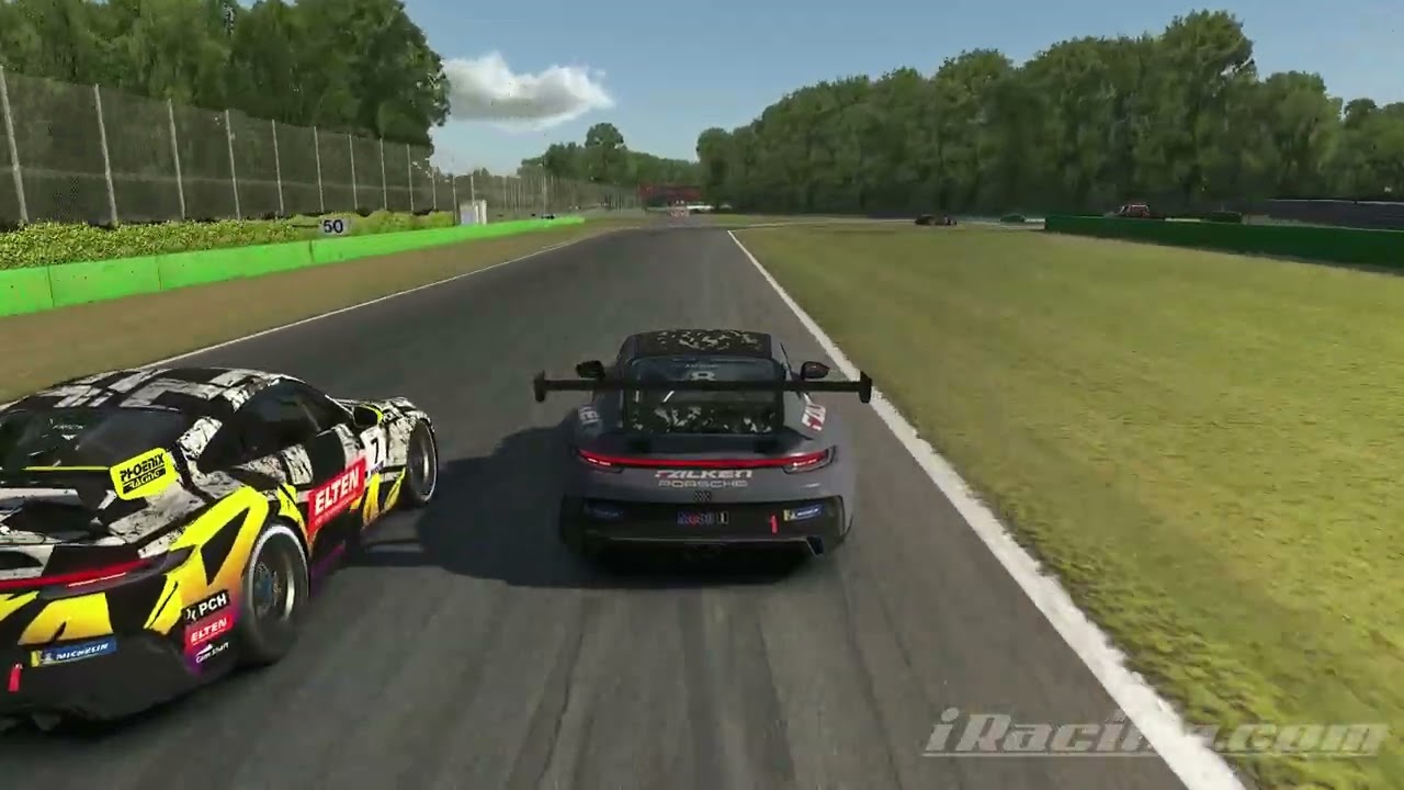İracing - Porsche 992 GT3 Cup Monza Hard Braking at Variante Del Rettifilo