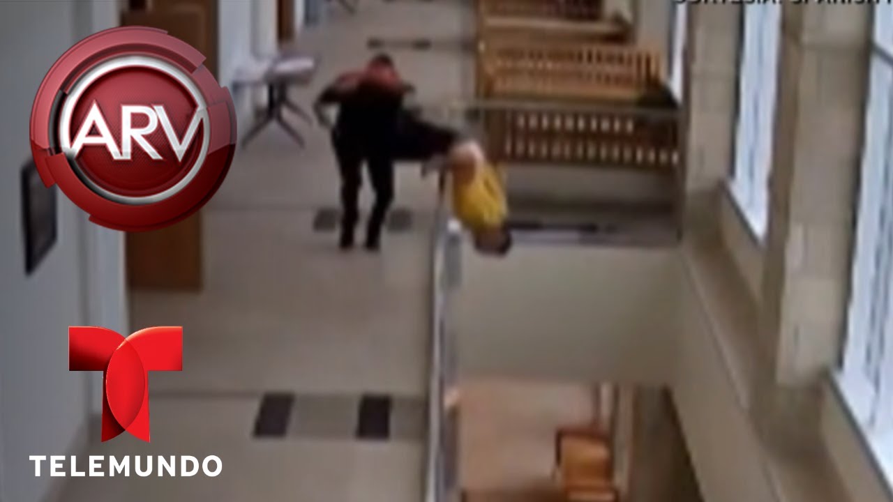 Escuchó su sentencia y se lanzó del segundo piso | Al Rojo Vivo | Telemundo
