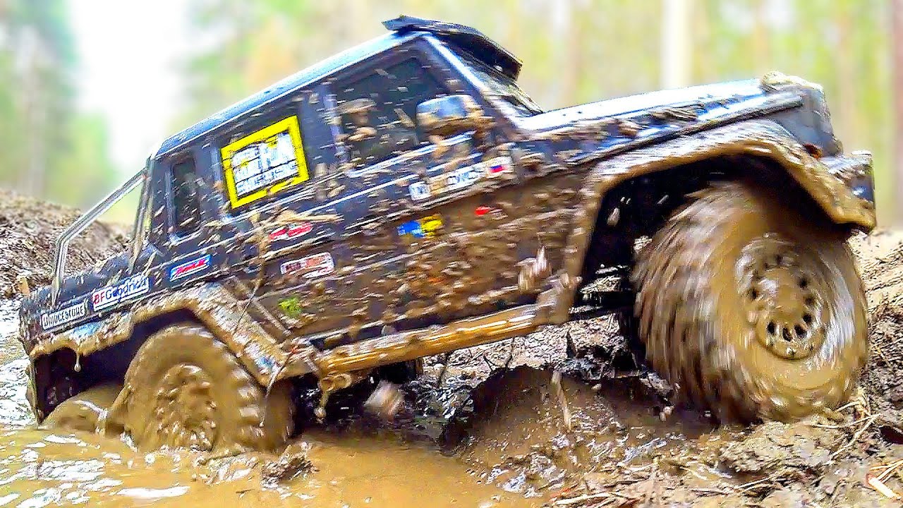 Will the German MERCEDES G63 6x6 SUV Beat the Spring MUD?