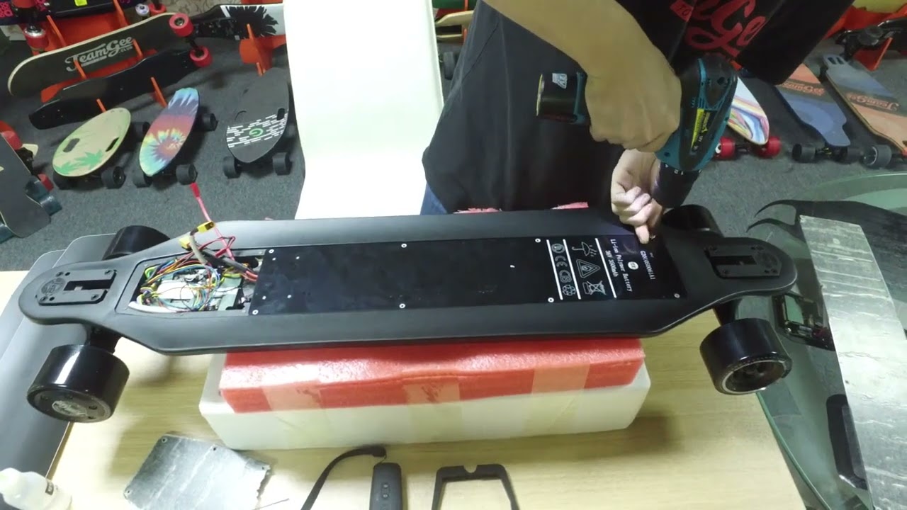 How to replace the battery of the Teamgee H5
