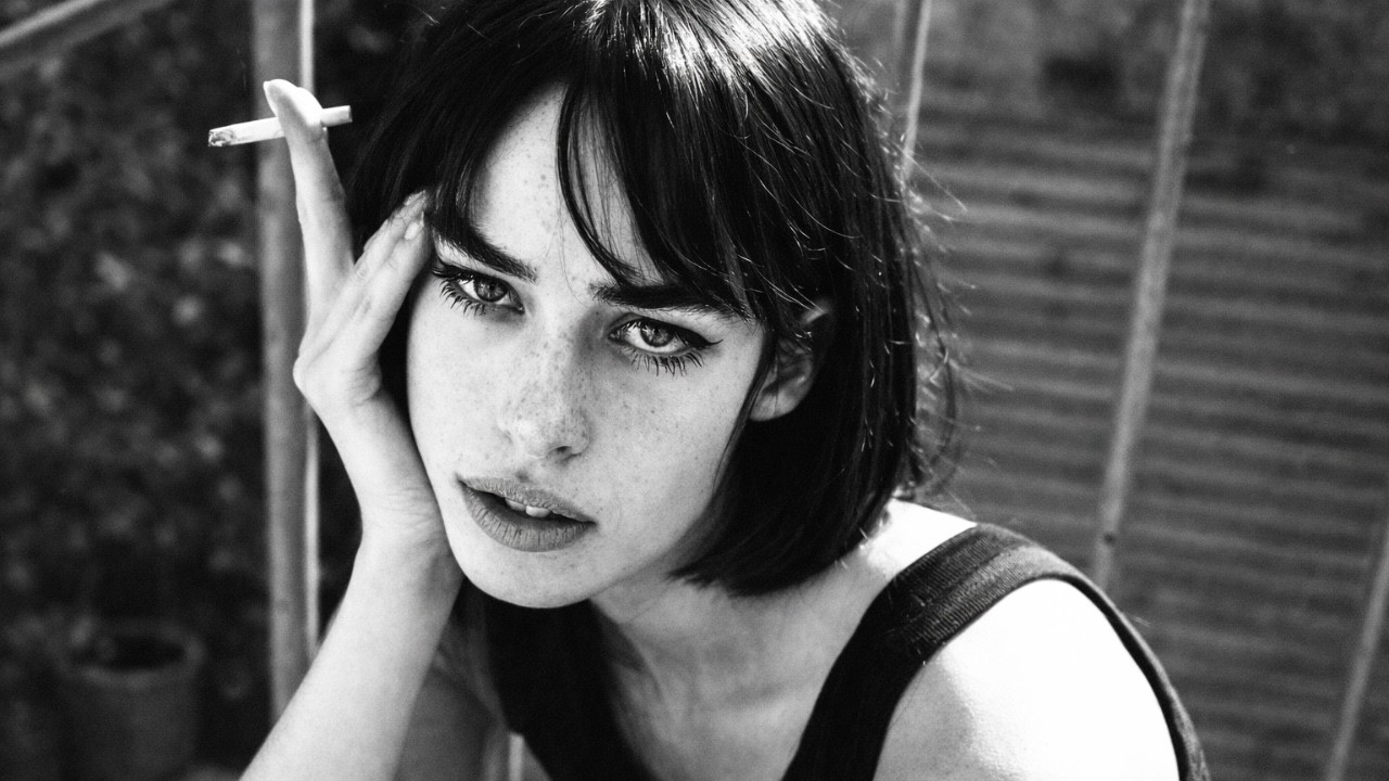 Anne Bloom - She Is Beautiful // Darkwave, Post Punk