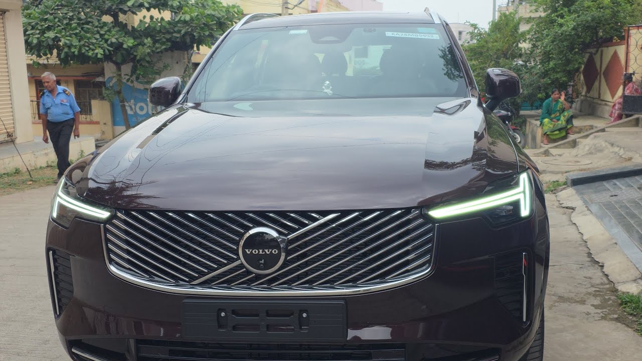 NEW VOLVO 2025 XC90