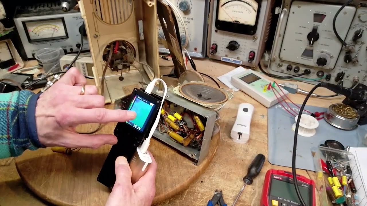 Canadian General Electric C67 Tube Radio Video #9 - Ghost in the Machine