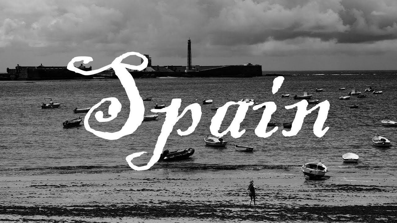 12 Days of Photography in Spain (Fujifilm X-E4 + Ricoh GR III)