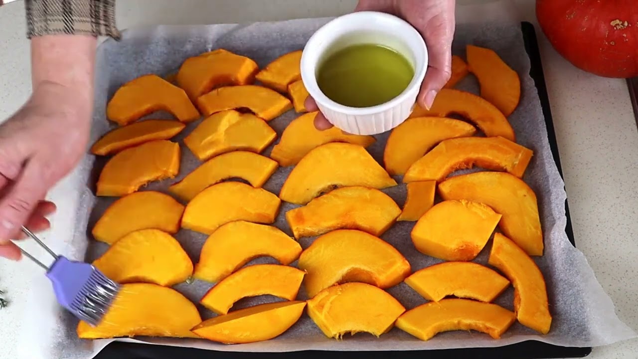 Dynia hokkaido pieczona w piekarniku.😀Sprawdzony przepis.Zobacz jak zrobić.Zapraszam/ Rozalskagotuje