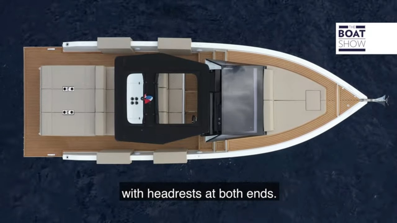 DE ANTONIO D34 CRUISER - Motor Boat Review - The Boat Show