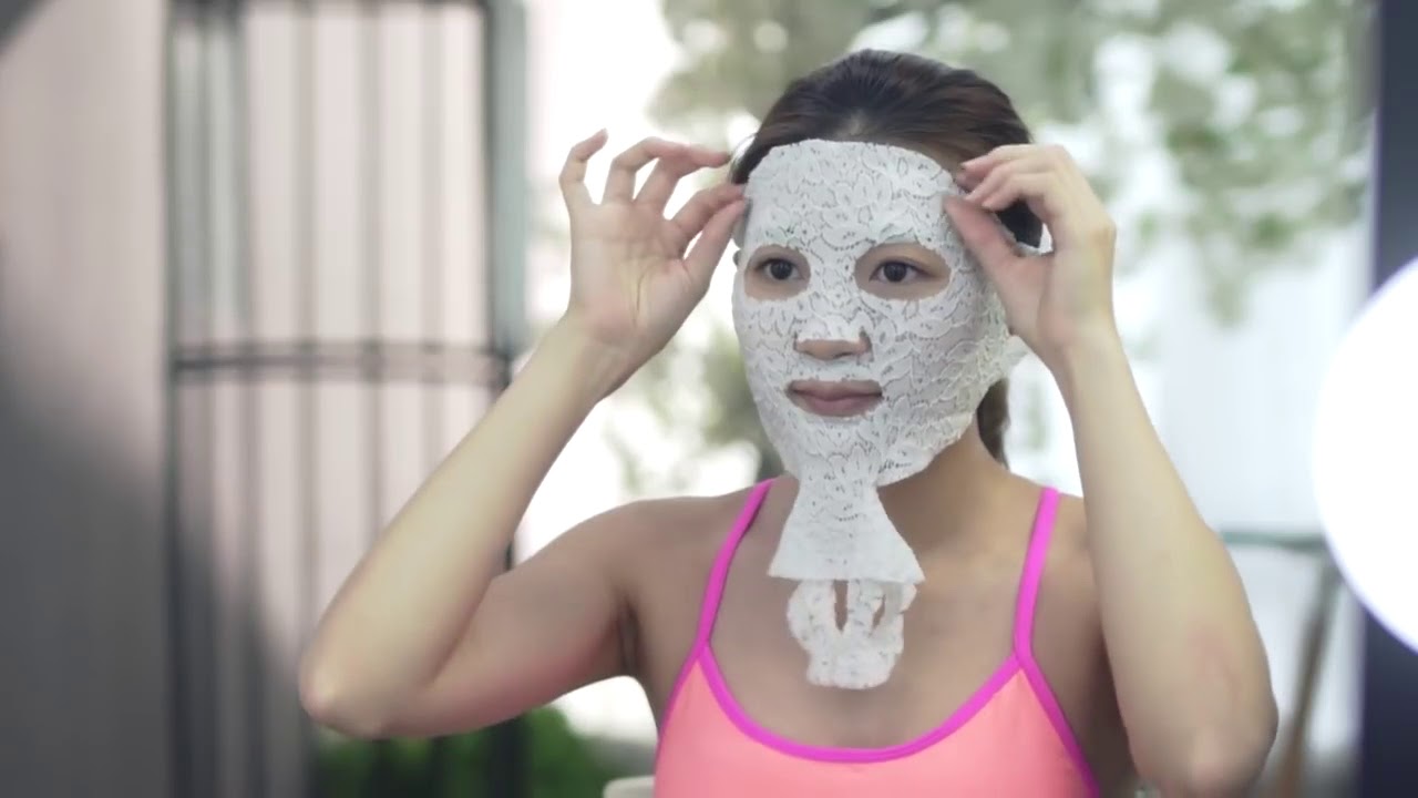LACE YOUR FACE Compression Mask