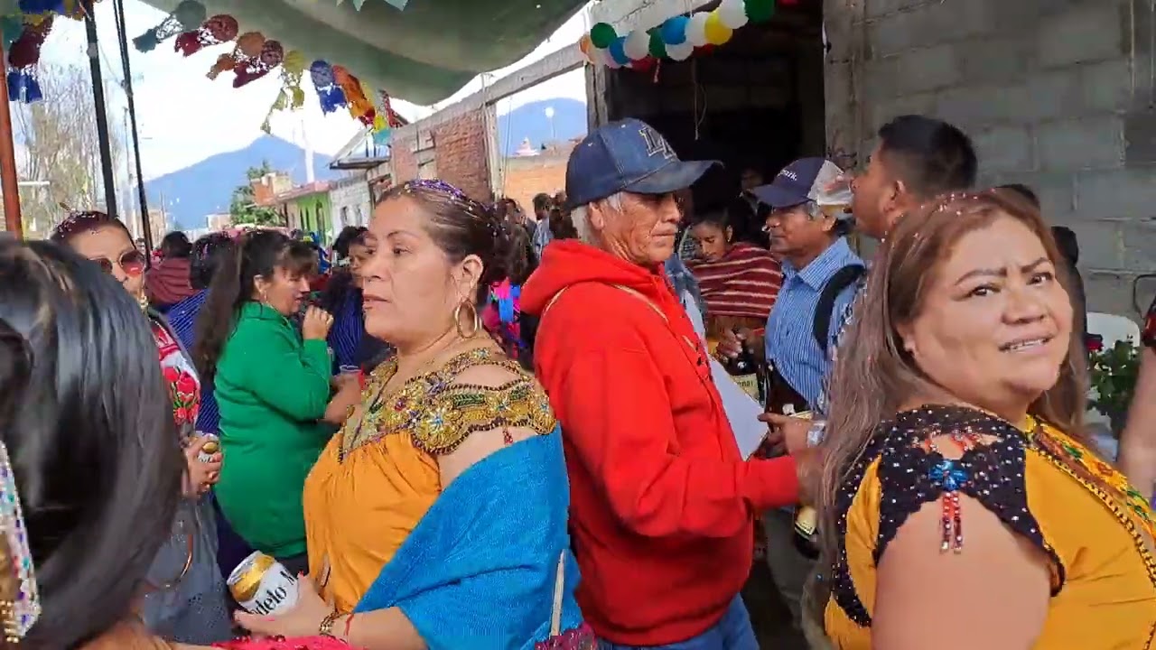 día de la venthon pary bailazo con el grupo la deuda de cheranastico tan aclamado 2/1/2024