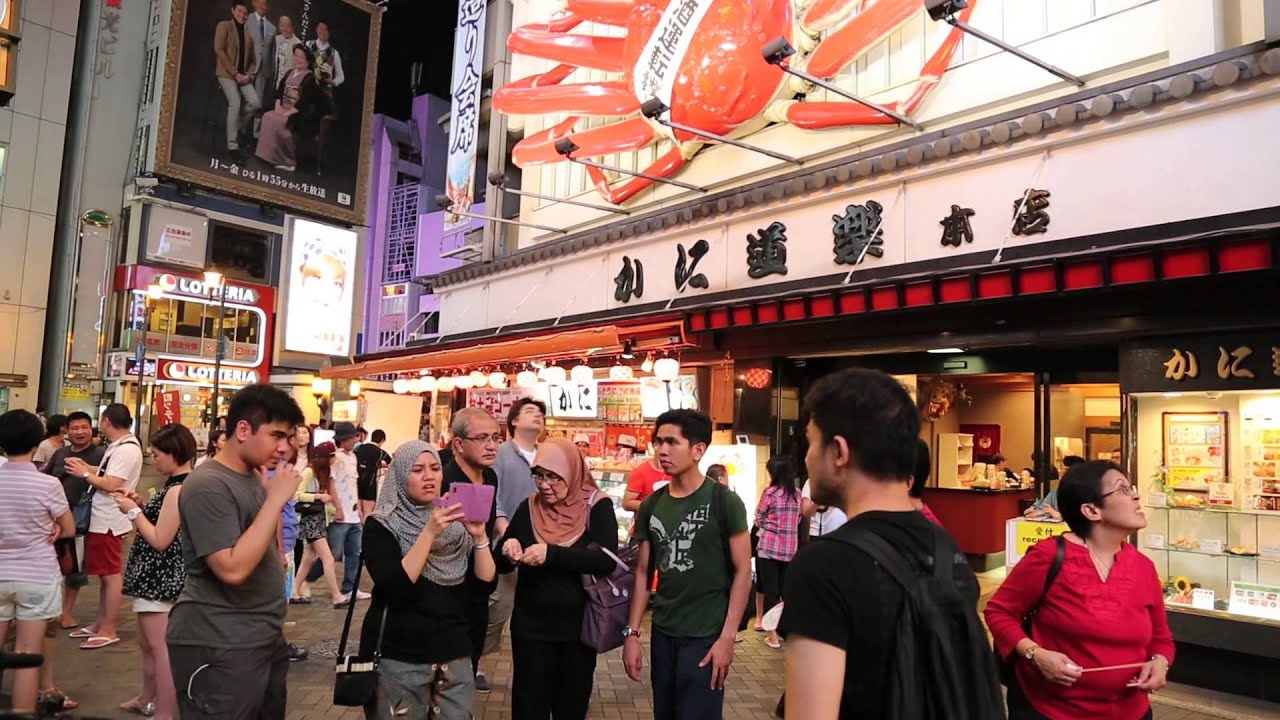 Osaka - Walking Tour of Namba & Dotonbori Area