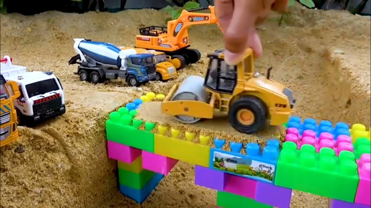 Police cars, trains, fire truck, ambulance, excavators, tractor toy cars for children