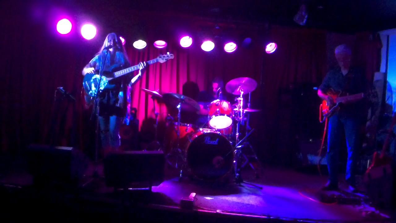 Rebecca Johnson Band *MO HIPPA* Live @ The Fitzroy Hotel (6/1/17)