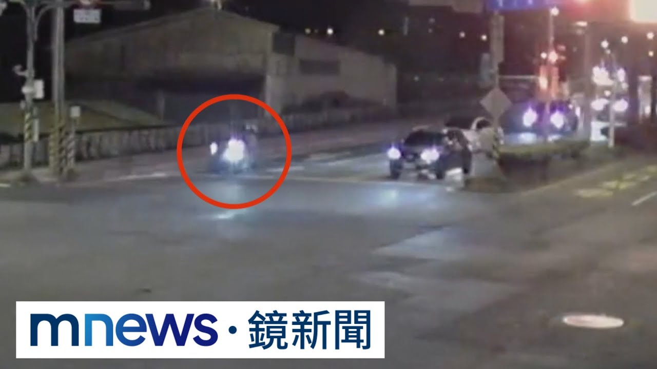 疑毒駕恍神追撞雙載騎士　肇事女竟還在旁抽菸｜#鏡新聞