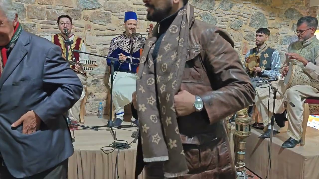 Noureddine Senouci - Hawzi ya daw ayani يا ضو عياني