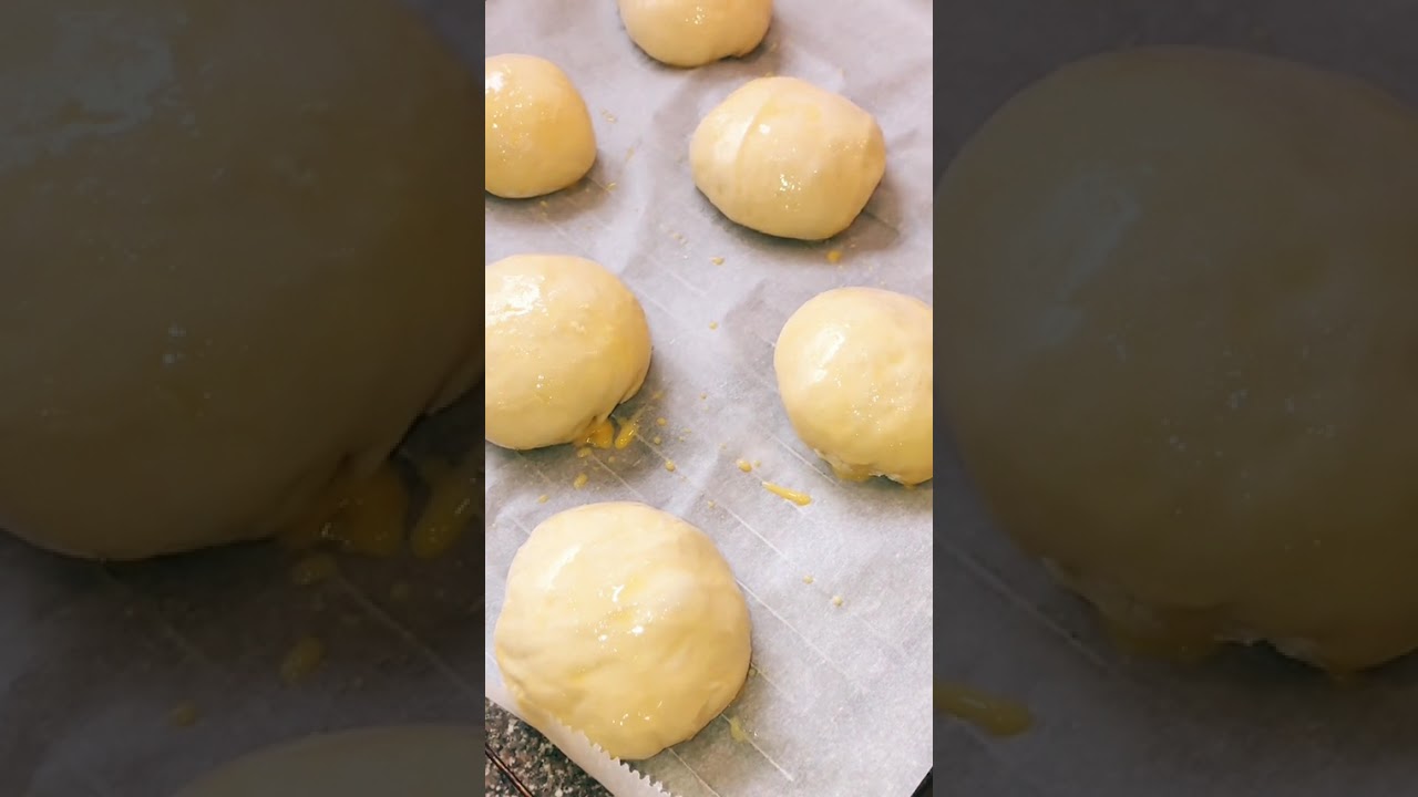 KÄSESEMMERL selber machen! So geht's! #rezept #käsesemmerl #käsebrötchen #backen 