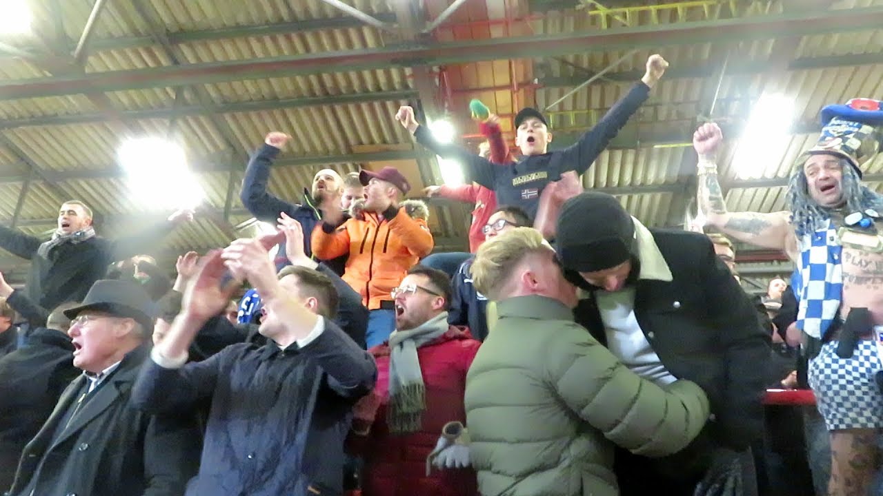 Charlton 091217