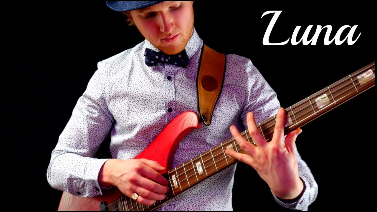 Luna - Solo Piccolo Bass by Charles Berthoud