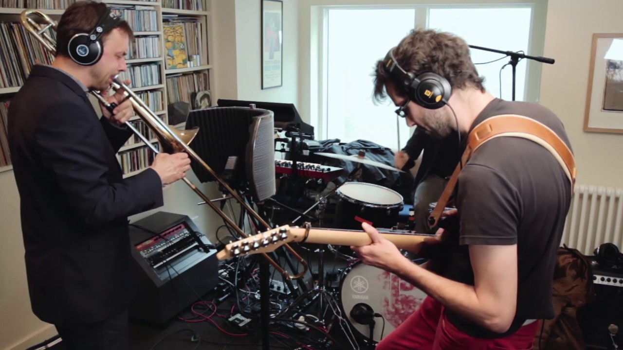 Daniel Brandt performs 'On The Move' for Erased Tapes on Worldwide FM
