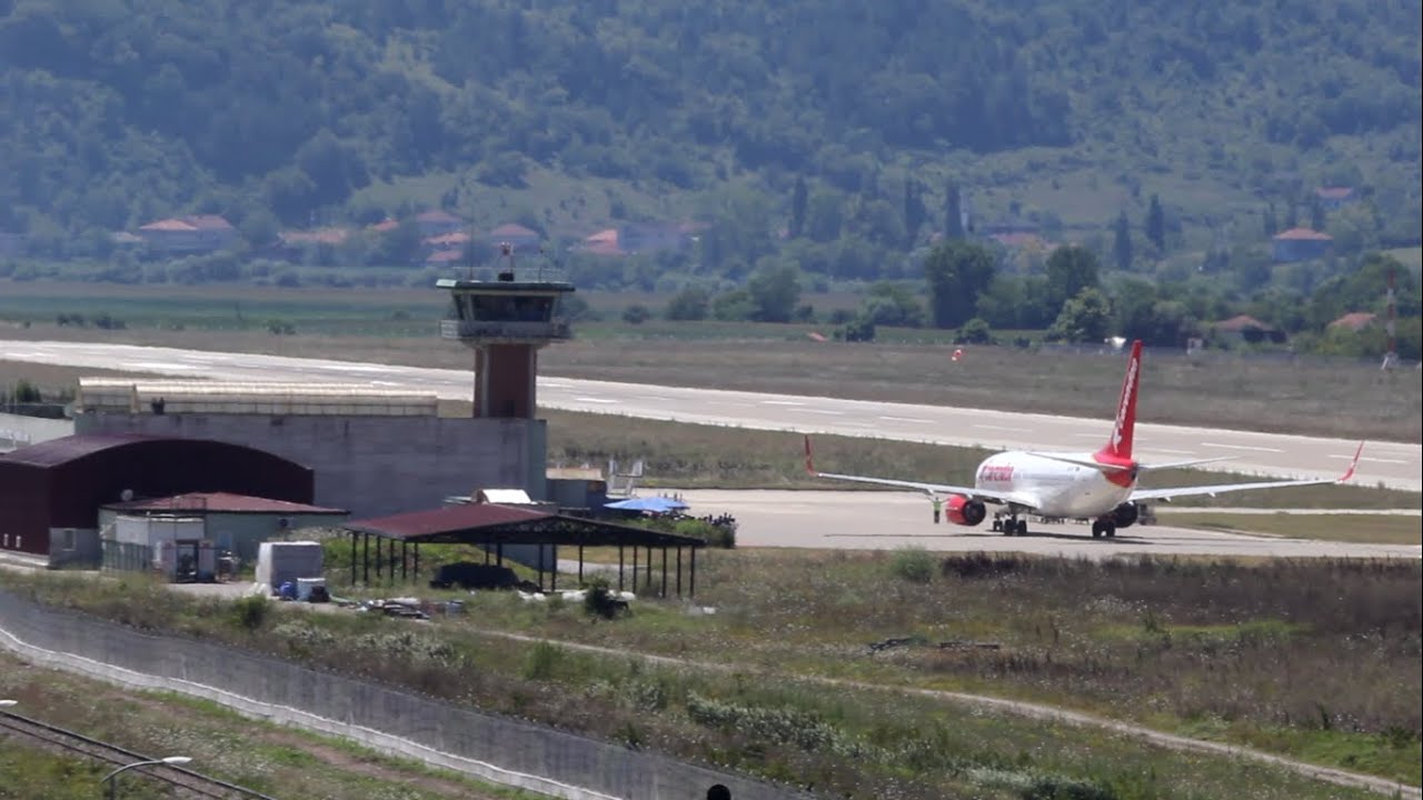 İniş Sonrası Direk Aprona Giriş / Corendon Airlines / Münster - Zonguldak / 27.07.2022