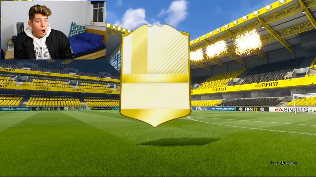 NAH. (LUCKIEST FIFA 17 XMAS PACK OPENING EVER)