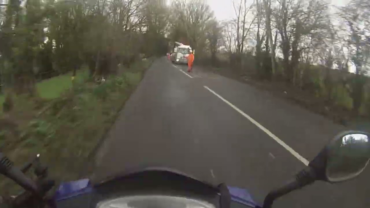 omg they are filling in a pothole lol#potholes