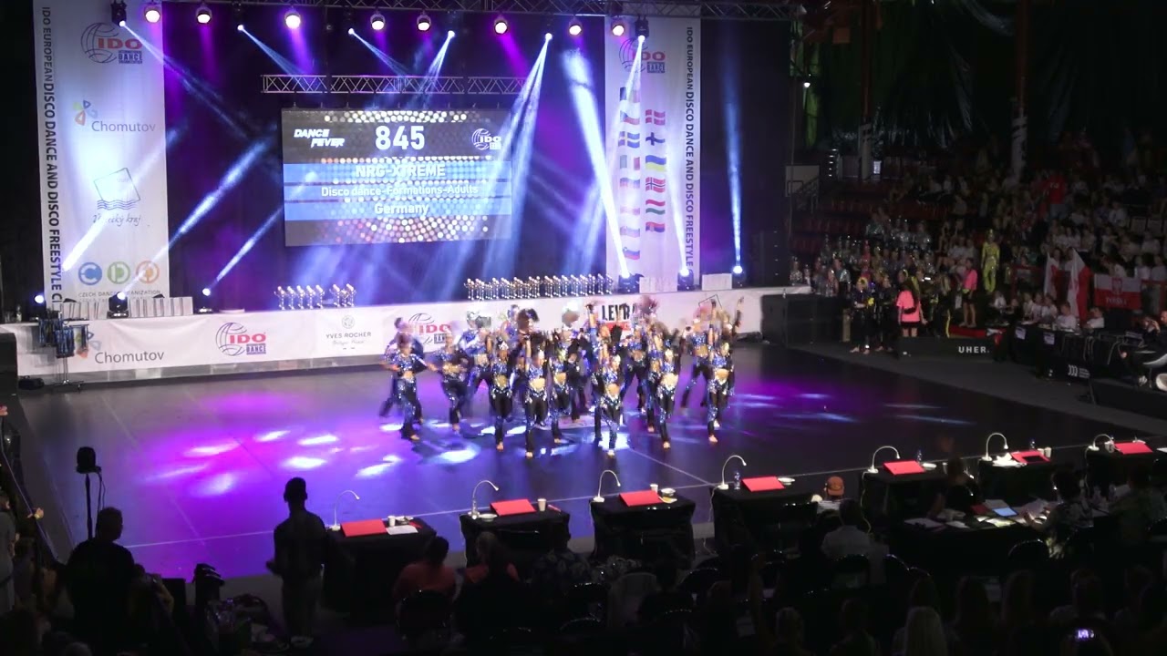 CHOMUTOV 2022 ME IDO DD  Formacje Adults   NRG-XTREME  1M